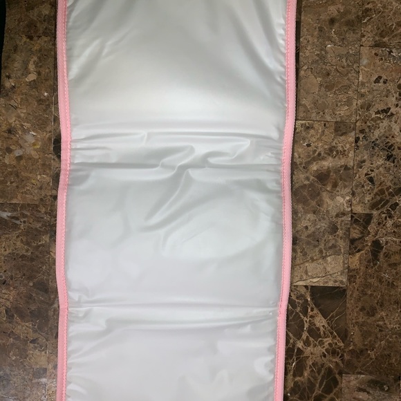Vineyard Vines Changing Pad - Picture 4 of 5